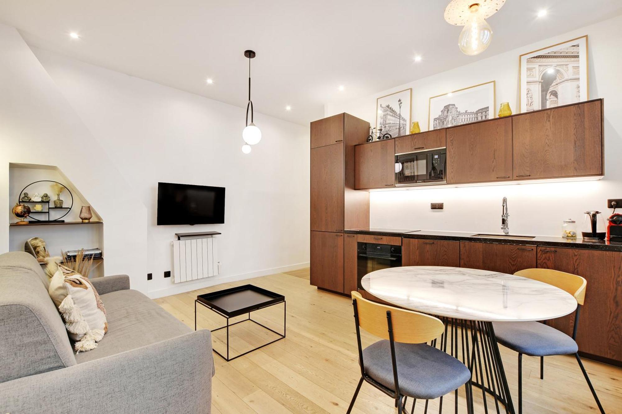 Pick A Flat's In Reuilly-diderot - Rue Claude Tillier * Paris